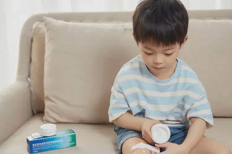 兒童四肢經(jīng)常起濕疹可不可以徹底自愈(圖2)