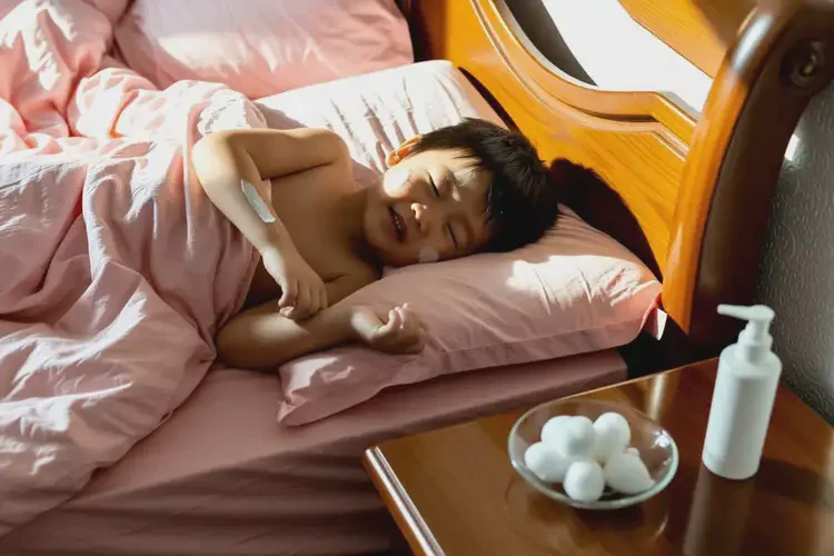 小孩全身經(jīng)常起濕疹可不可以徹底自愈(圖1)