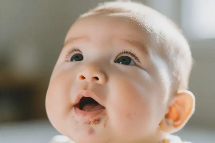 嬰兒面部偶爾起濕疹不管它會自己自愈嗎(圖1)