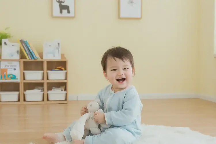 幼儿全身起湿疹可不可以彻底自愈(图1)