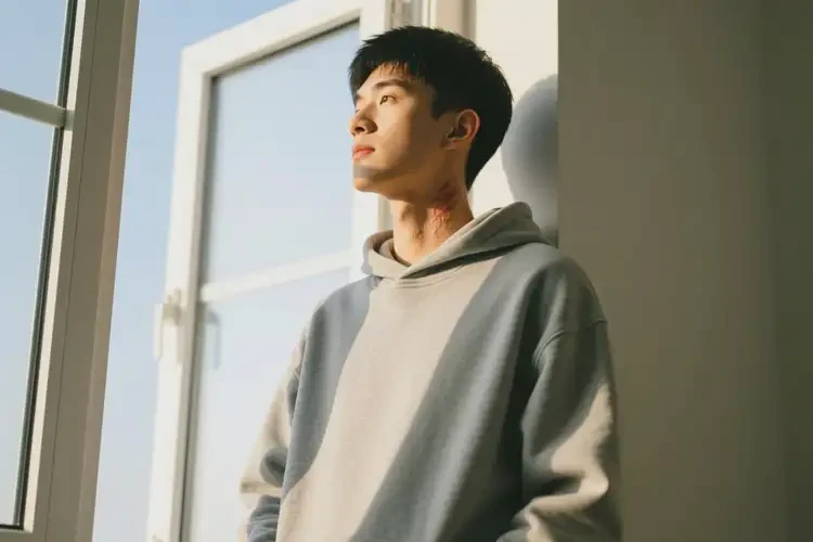 青年人脖子上起湿疹能够彻底治愈吗(图2)