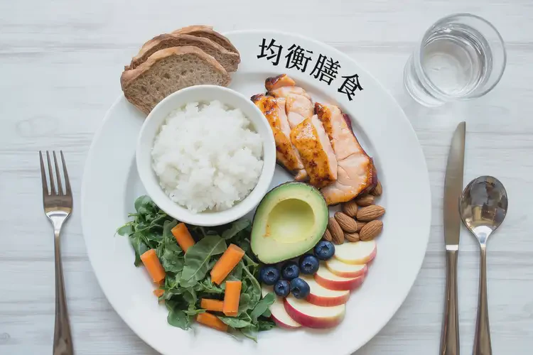 100克4080千焦等于几碗饭(图1)