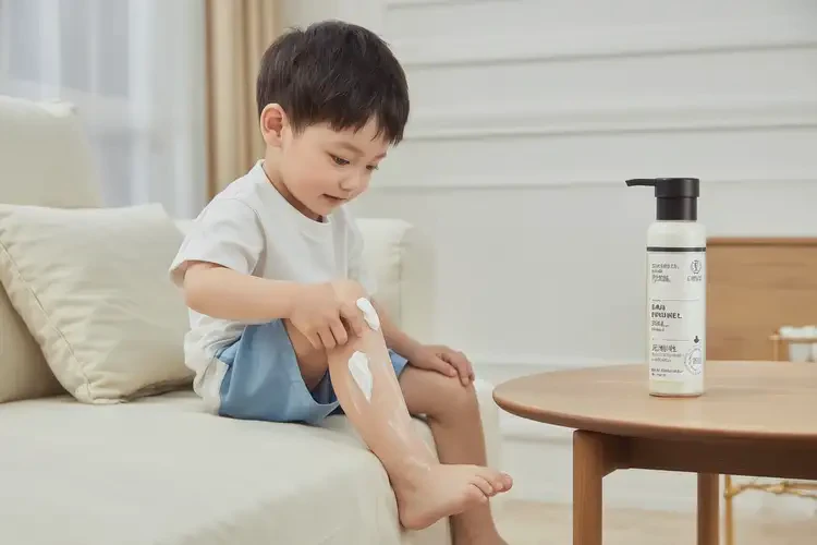 小儿小腿上偶尔长湿疹能靠自己自愈吗(图2)