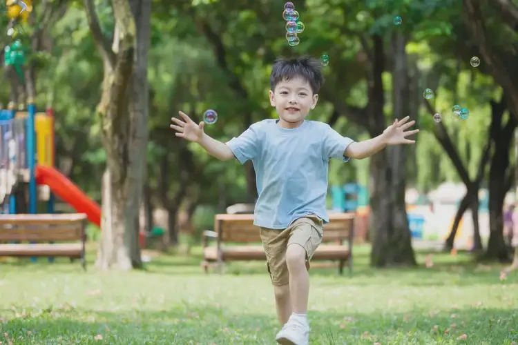 兒童大腿上經(jīng)常起濕疹能靠自己自愈嗎(圖1)