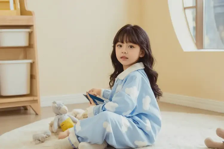 小孩手上出濕疹能夠徹底治愈嗎(圖1)