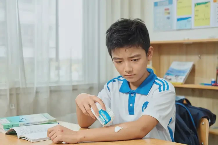 中學(xué)生全身經(jīng)常長濕疹能徹底自愈嗎(圖2)