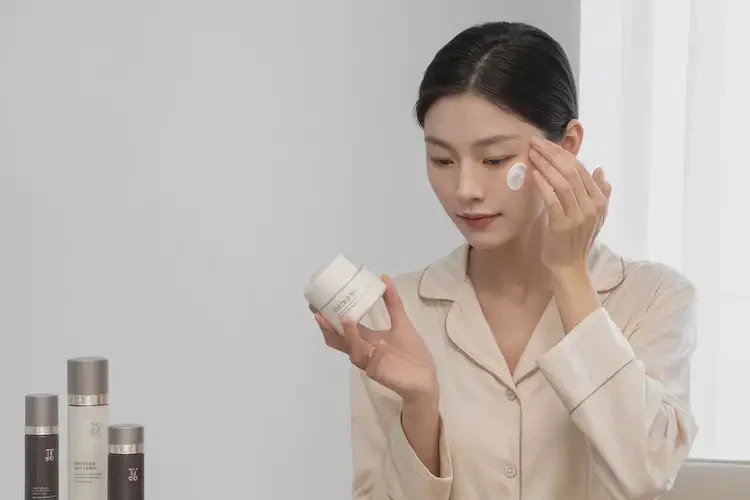 男人肚子上容易起濕疹不管它會(huì)自己自愈嗎(圖1)