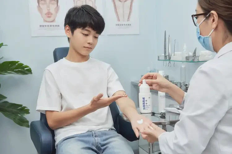 青少年四肢偶爾起濕疹能靠自己自愈嗎(圖1)