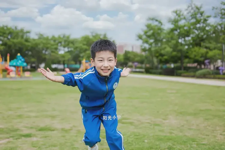 小學生肚子出濕疹能夠徹底治愈嗎(圖1)