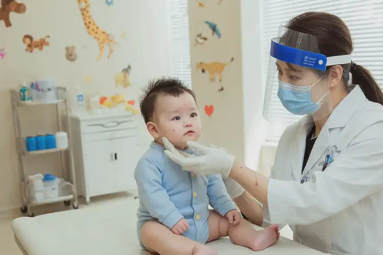 寶寶面部偶爾長濕疹可不可以徹底自愈(圖1)