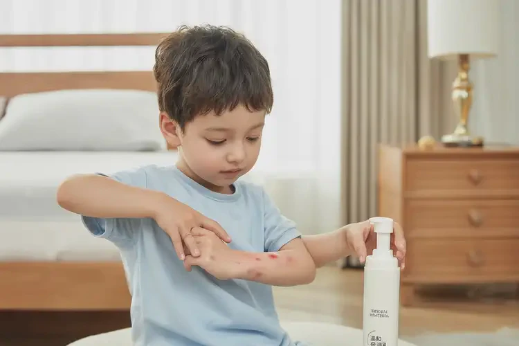 小學(xué)生脖子有濕疹不管它會(huì)自己痊愈嗎(圖3)