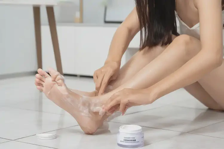 女性腳上容易長濕疹能靠自己自愈嗎(圖3)