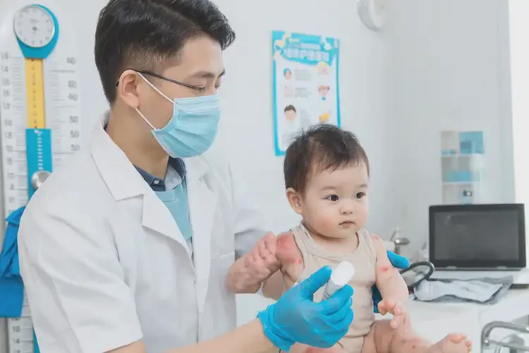 嬰幼兒全身容易長濕疹不管它會自己好嗎(圖2)