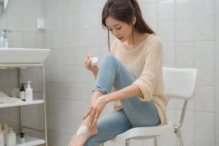 女生小腿上出濕疹可以徹底自愈嗎(圖2)