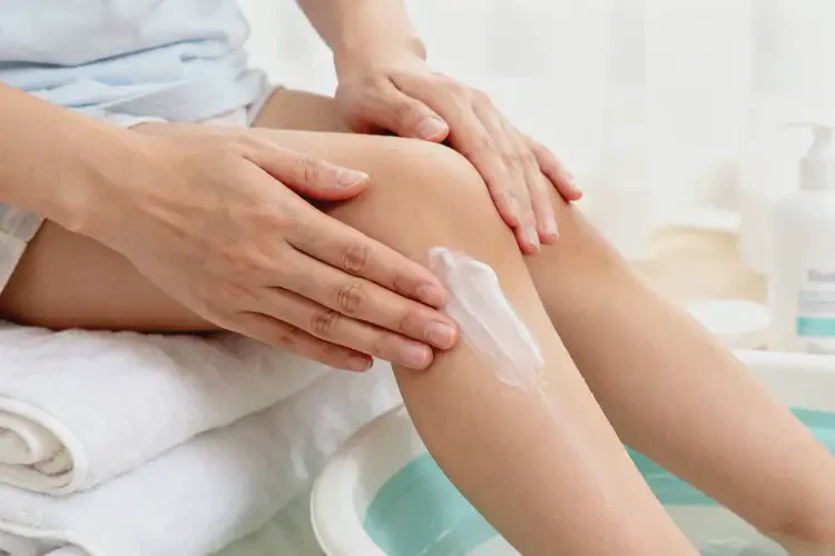 小儿大腿上容易起湿疹能够彻底治愈吗(图1)