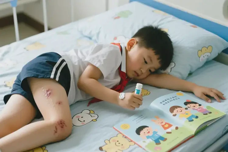 小學(xué)生大腿上有濕疹能不能徹底自愈(圖3)