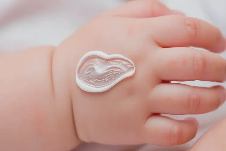 婴幼儿手上偶尔起湿疹能靠自己自愈吗(图3)