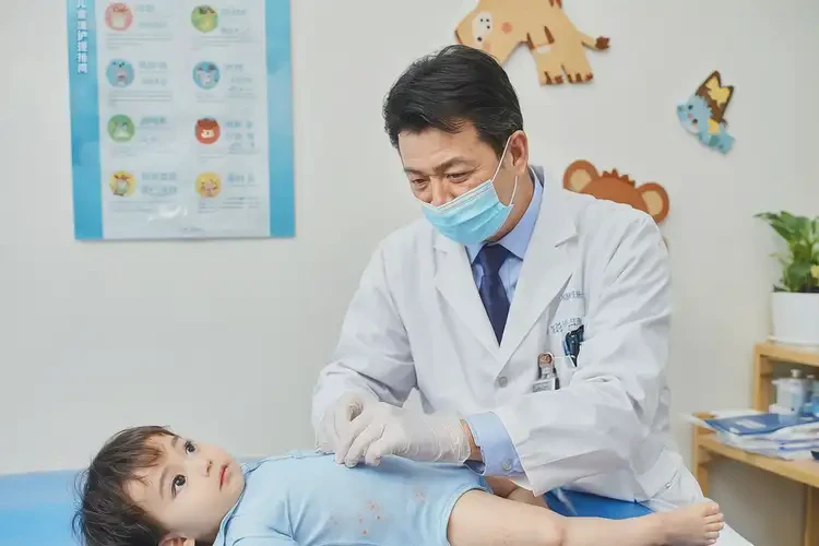 幼兒肚子經(jīng)常長(zhǎng)濕疹不管它會(huì)自己自愈嗎(圖1)