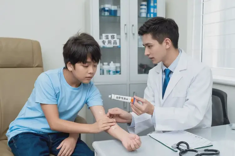 青少年大腿上偶爾起濕疹能徹底自愈嗎(圖2)