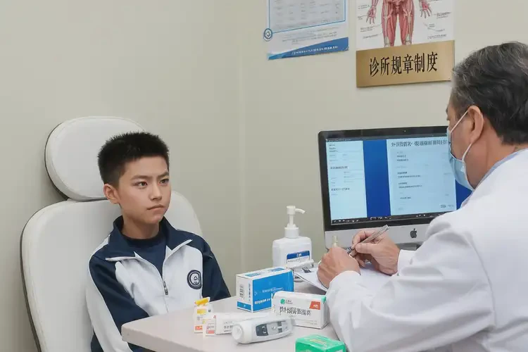 中學(xué)生大腿容易起濕疹不管它會自己自愈嗎(圖3)