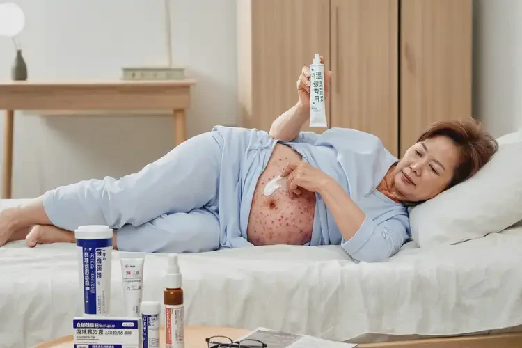 女性肚子長濕疹不管它會自己自愈嗎(圖2)