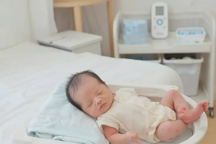 新生兒大腿偶爾長濕疹可以徹底自愈嗎(圖4)