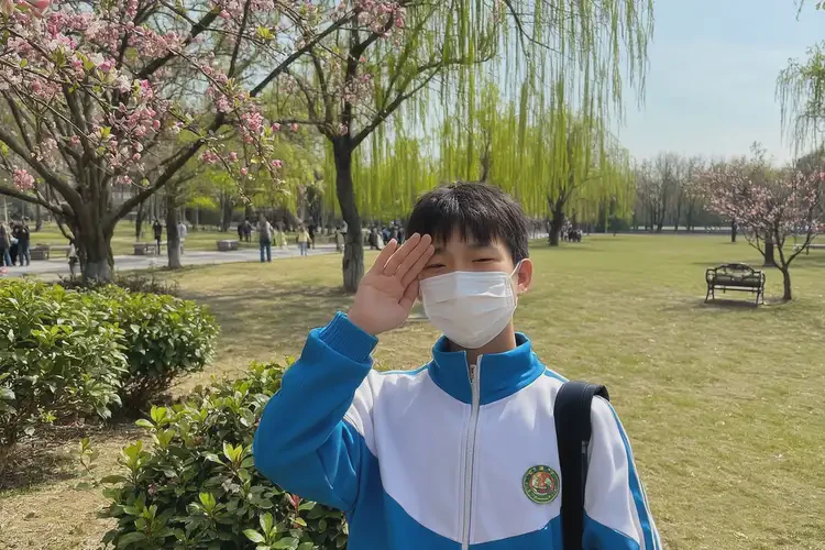 中學(xué)生四肢長濕疹能夠徹底治愈嗎(圖3)