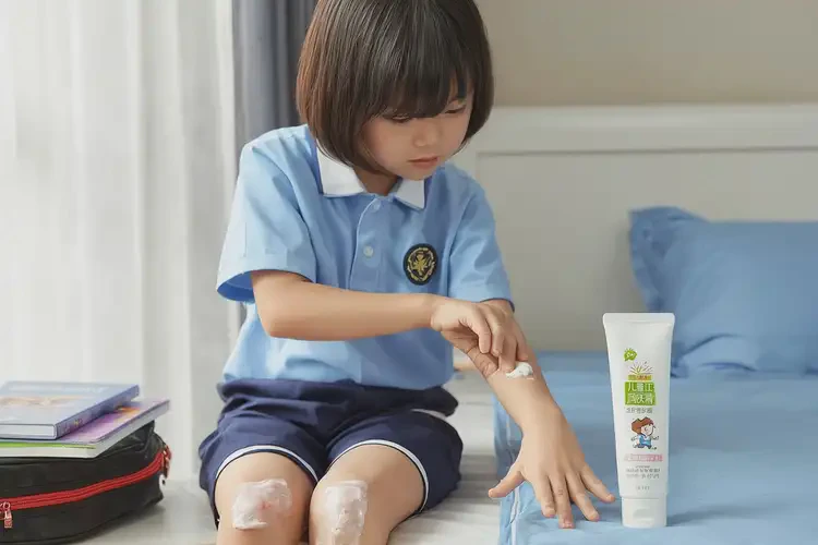 小学生小腿容易长湿疹能靠自己自愈吗(图4)