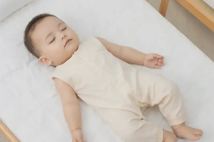 小儿四肢偶尔起湿疹不管它会自己自愈吗(图2)