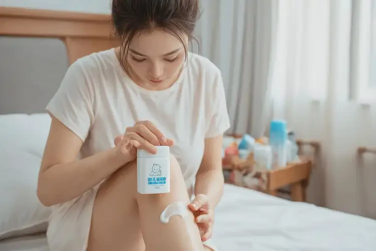 哺乳期妈妈小腿出湿疹不管它会自己自愈吗(图4)