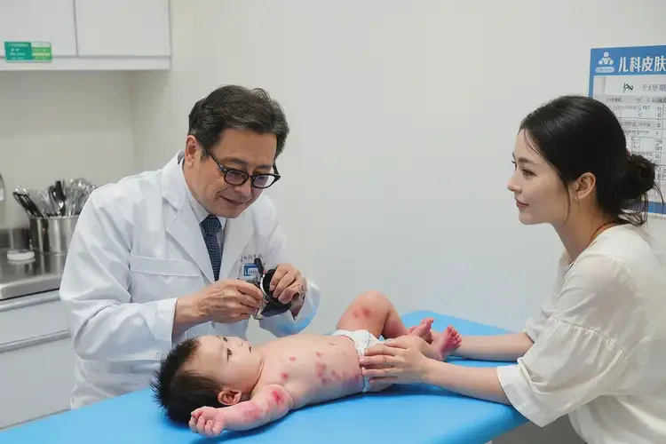 嬰幼兒身上有濕疹可不可以徹底自愈(圖2)