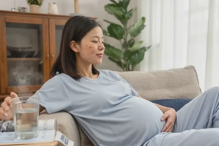 孕婦臉上偶爾起濕疹不管它會自己好嗎(圖1)