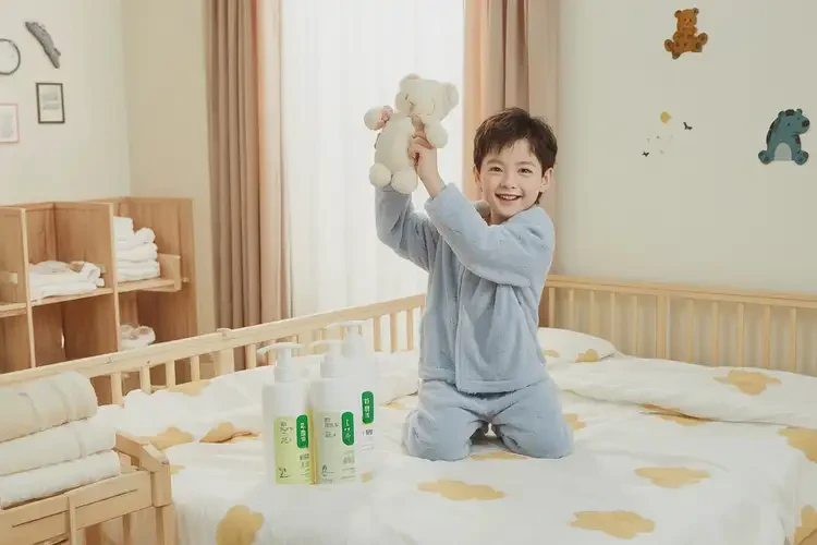 小儿面部经常长湿疹能够彻底治愈吗(图1)