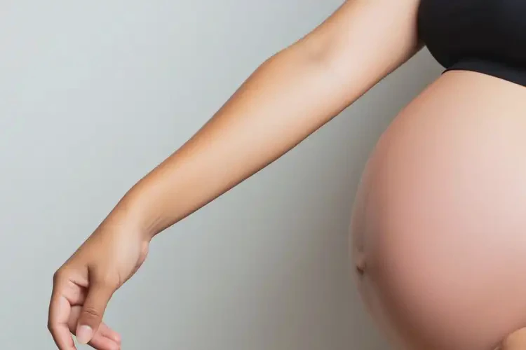 產(chǎn)婦手臂起濕疹可以徹底自愈嗎(圖1)