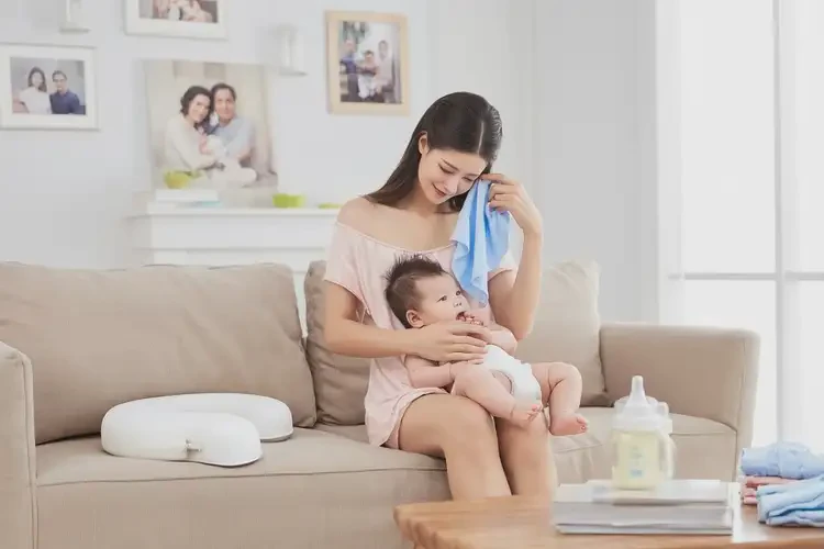 哺乳期媽媽四肢容易長濕疹不管它會自己自愈嗎(圖3)