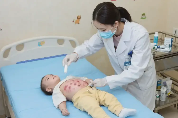 幼兒肚子上長(zhǎng)濕疹可以徹底自愈嗎(圖3)