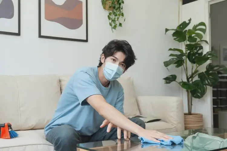 男生手臂出濕疹能徹底自愈嗎