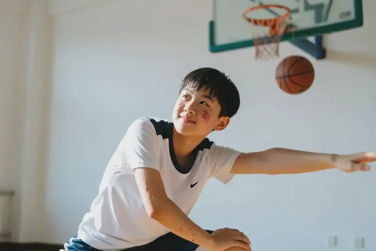 中學(xué)生臉上容易起濕疹能徹底自愈嗎(圖2)