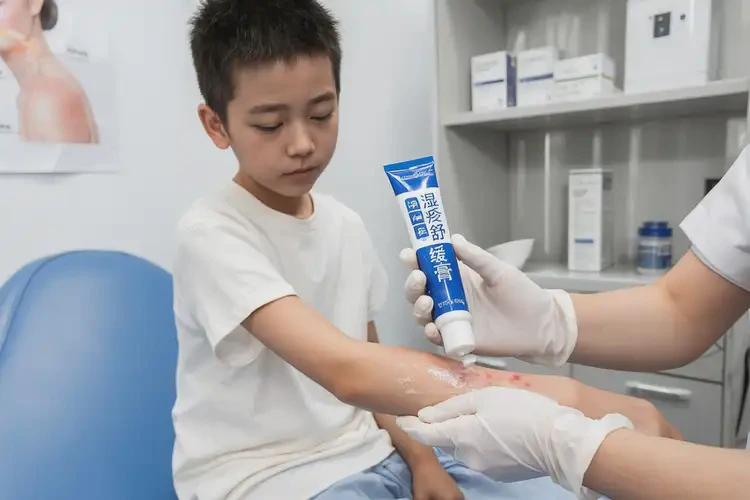 青少年肛周出現(xiàn)濕疹能夠徹底治愈嗎(圖4)