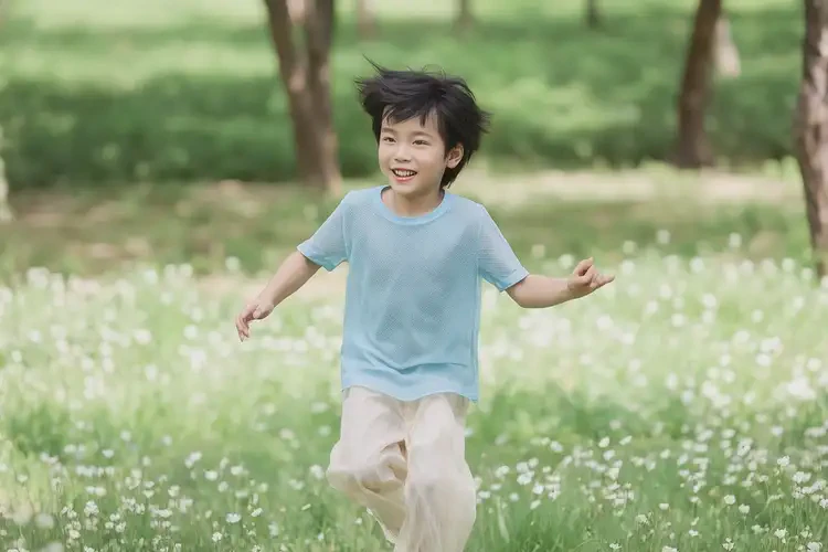 小學(xué)生臉上長濕疹能徹底自愈嗎(圖1)