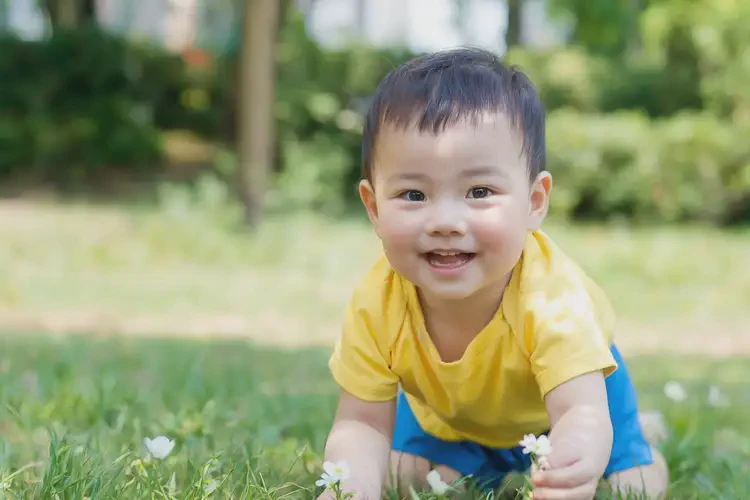 嬰幼兒手臂上起濕疹能夠徹底治愈嗎(圖1)