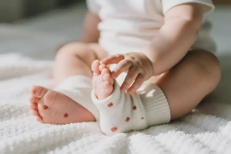 嬰幼兒腳上容易長濕疹能靠自己自愈嗎(圖3)