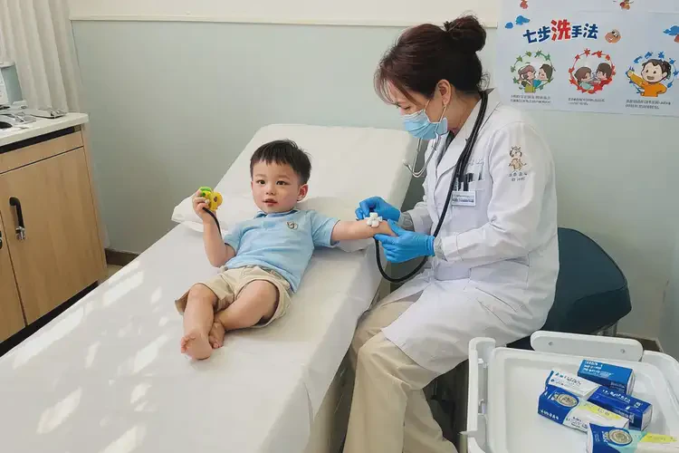 少兒肚子上有濕疹可以徹底自愈嗎(圖1)