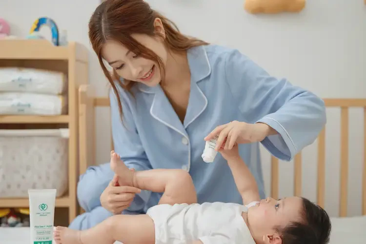 小孩屁股上容易起濕疹能徹底自愈嗎(圖3)