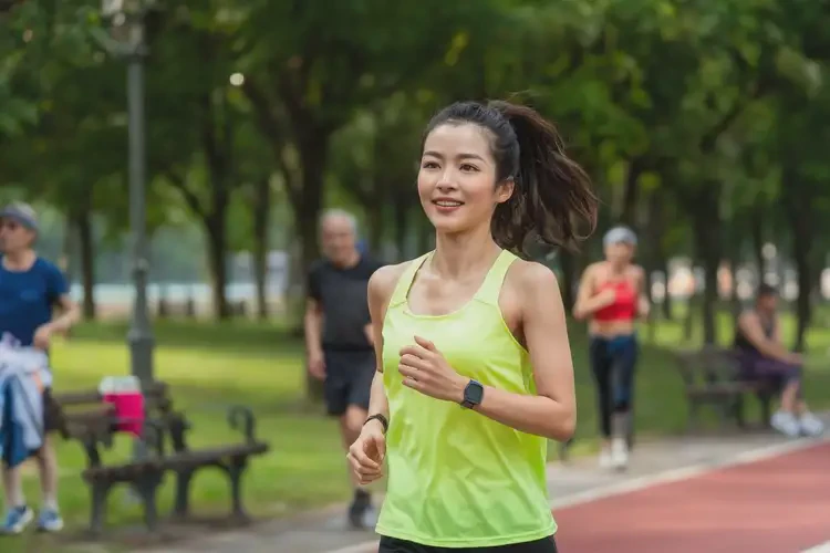 女生面部經(jīng)常起濕疹可不可以徹底自愈(圖2)