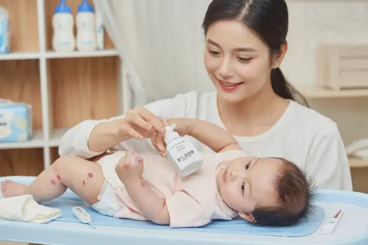 婴幼儿手臂上经常起湿疹不管它会自己痊愈吗(图3)