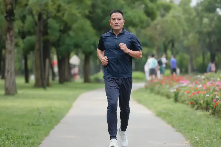 男人屁股上出现湿疹能彻底自愈吗(图1)