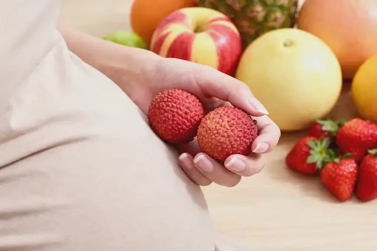 孕早期吃荔枝可以嗎(圖2)