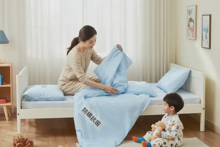 小兒大腿上出濕疹能夠徹底治愈嗎(圖2)