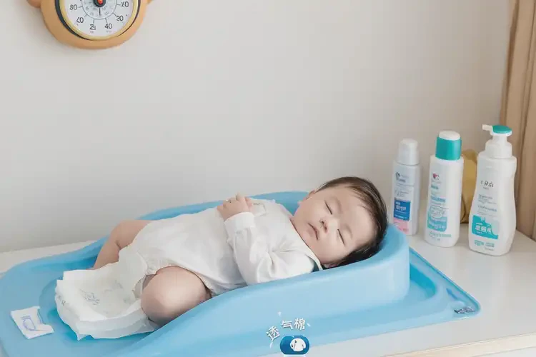 嬰幼兒屁股經(jīng)常長(zhǎng)濕疹可以徹底自愈嗎(圖1)